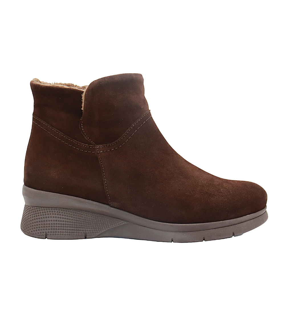 Eric Michael Juno in Brown — view 1