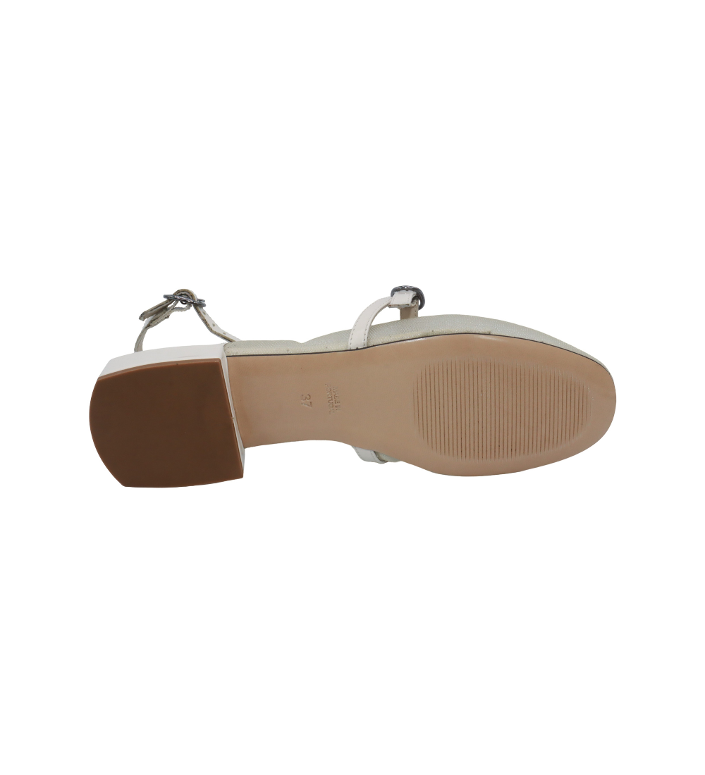 Eric Michael Elke in Beige — view 9