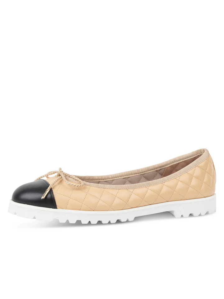 PAUL MAYER - BEST LUG SOLE - SIZE 7 - PATENT BLACK / NAPPA BEIGE (WHITE SOLE)