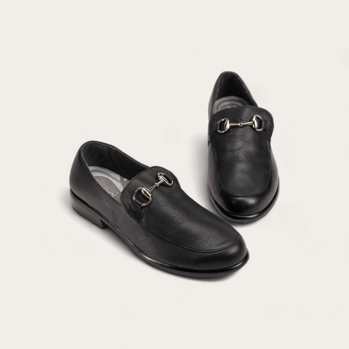 Bentu in Soft Black Lthr, product view 6