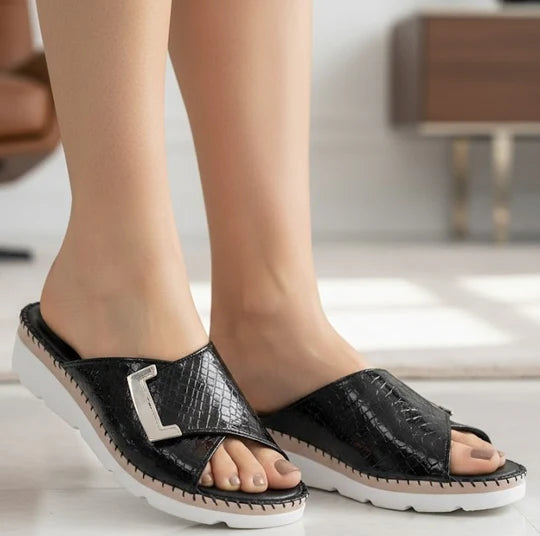 La Plume - Agua Women’s Leather Comfort Slippers