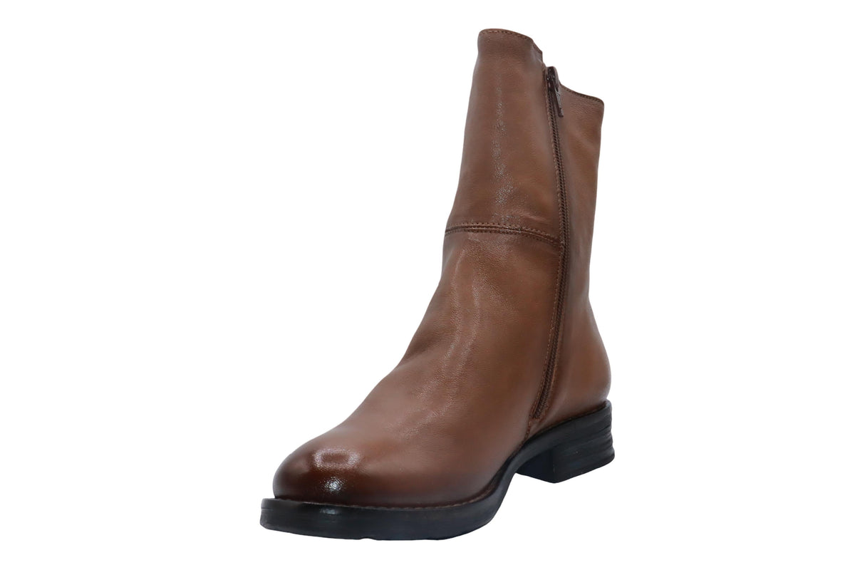 Eric Michael Candace in Tan Leather — view 9