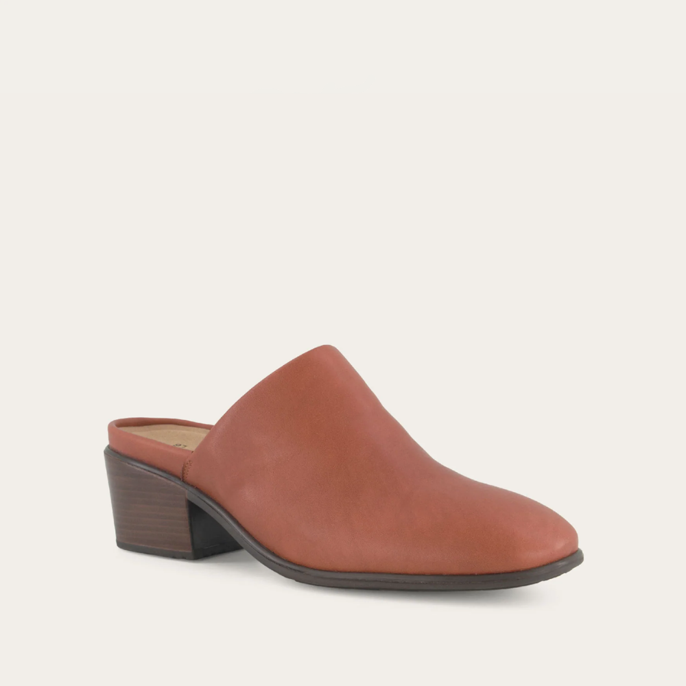 Dedicate in Brown Peanut Leather, product view 2