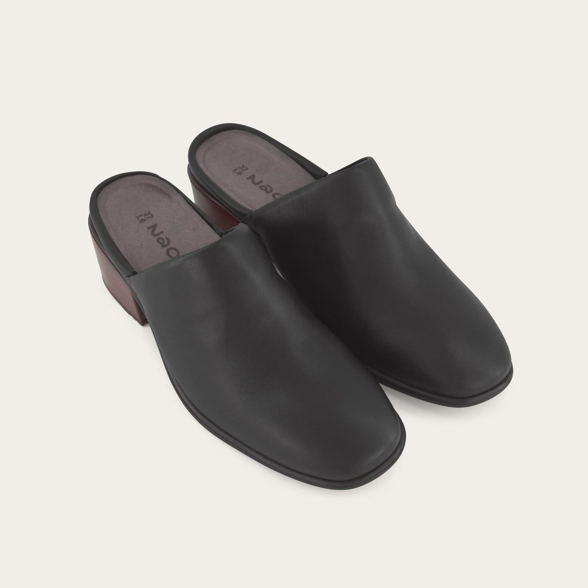 Dedicate in Jet Black Leather, product view 5