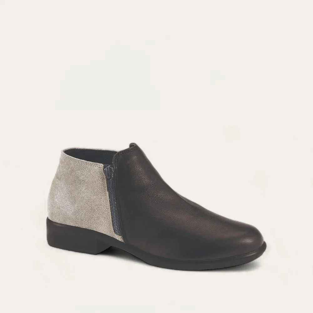 NAOT - HELM - SIZE 36 - BLACK LTHR/SPECKLED BEIGE LTHR