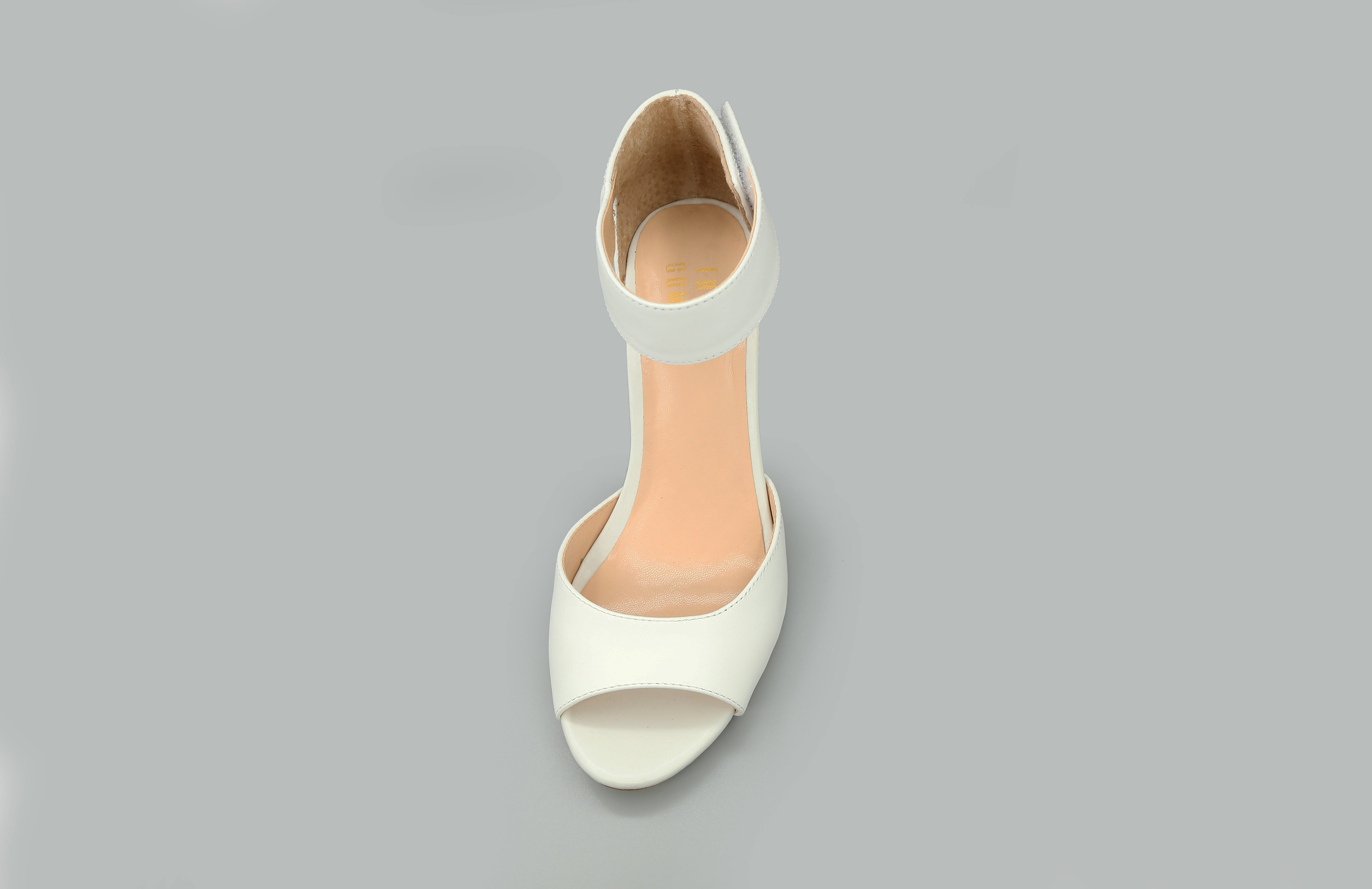 FRENCH COMFORT - ELIZABETH - SIZE 10 - WHITE