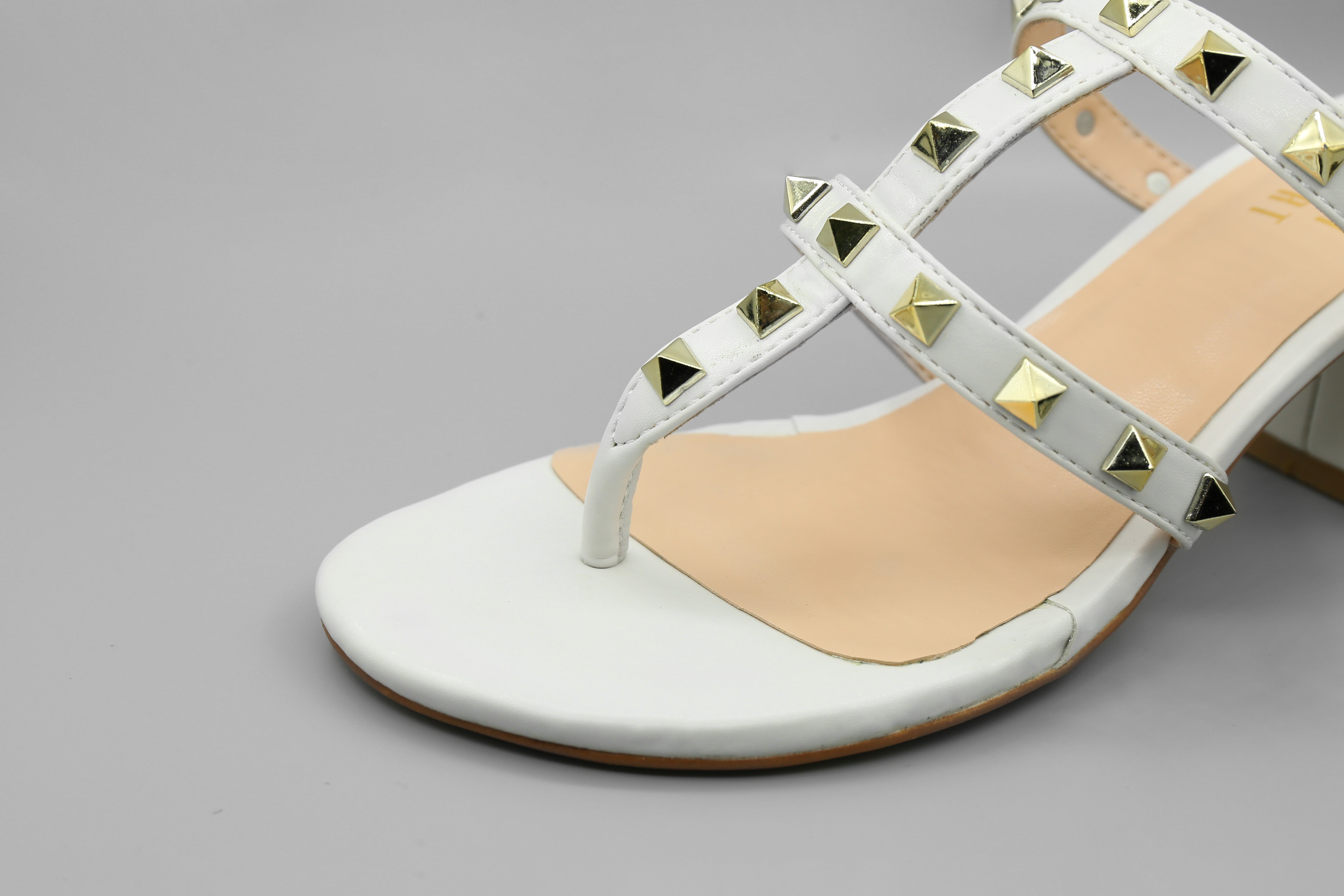 FRENCH COMFORT - FLORA - SIZE 8.5 - WHITE