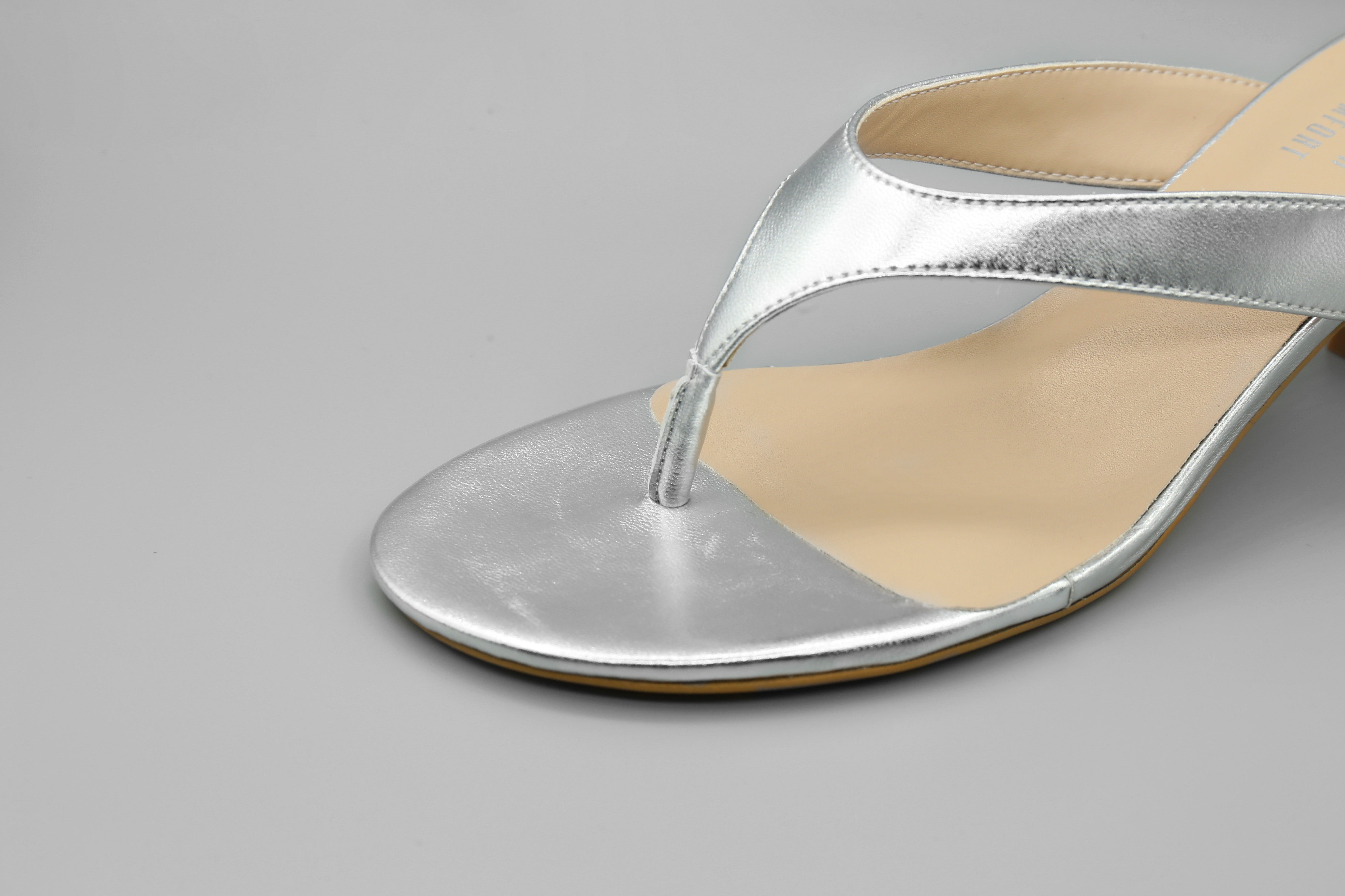FRENCH COMFORT - LEAH - SIZE 10 - SILVER