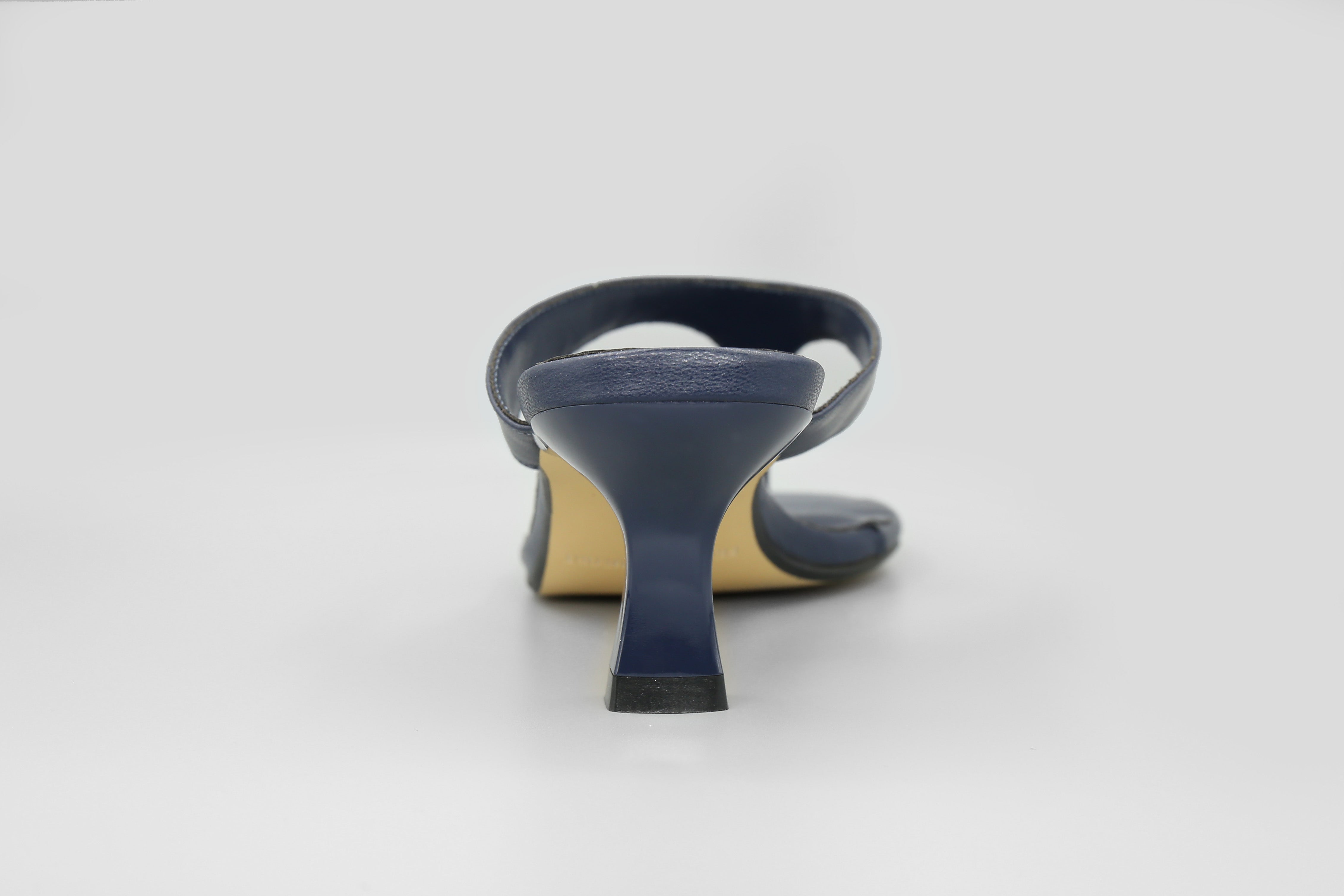 FRENCH COMFORT - LEAH - SIZE 7 - NAVY