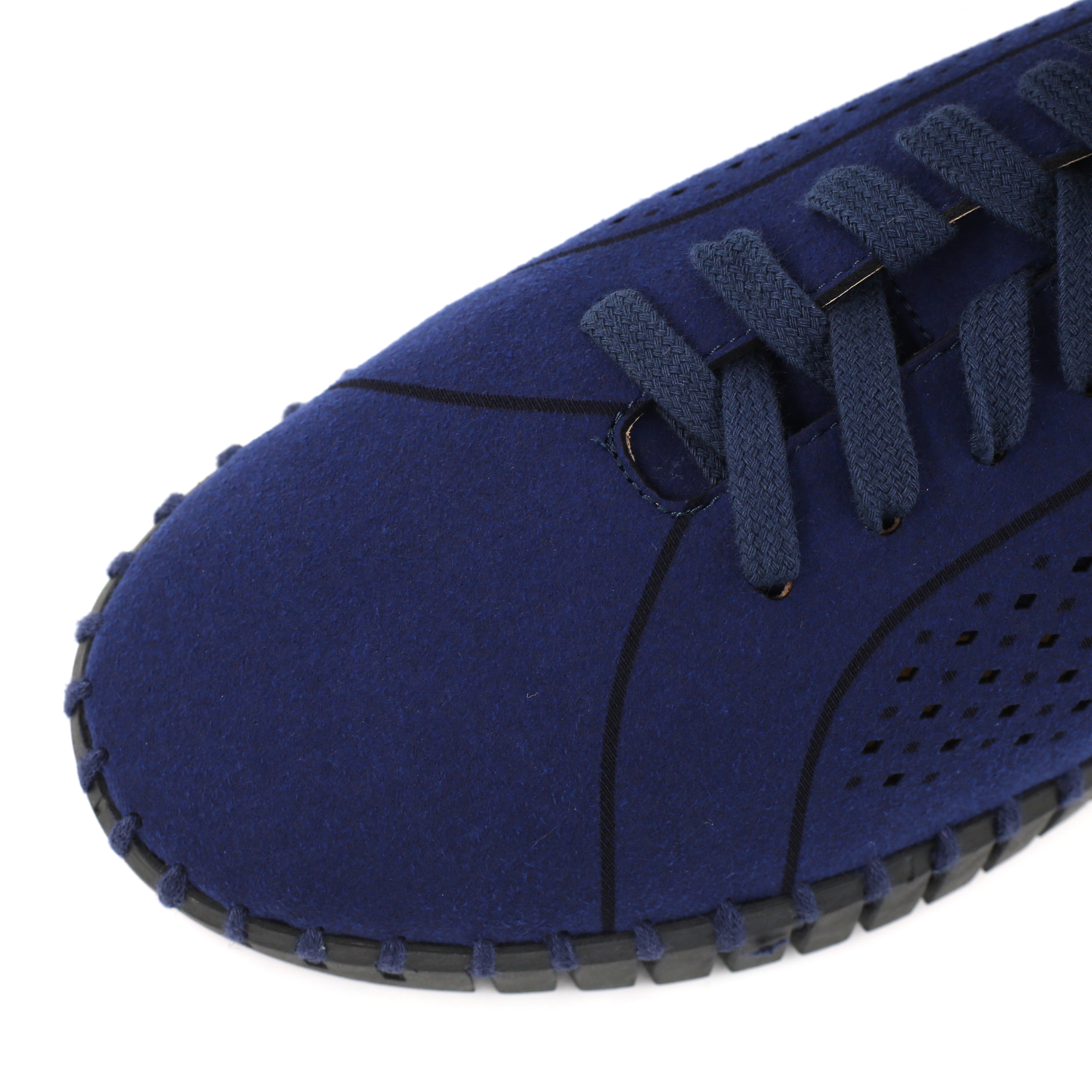 FRENCH COMFORT - JANET - SIZE 7 - NAVY