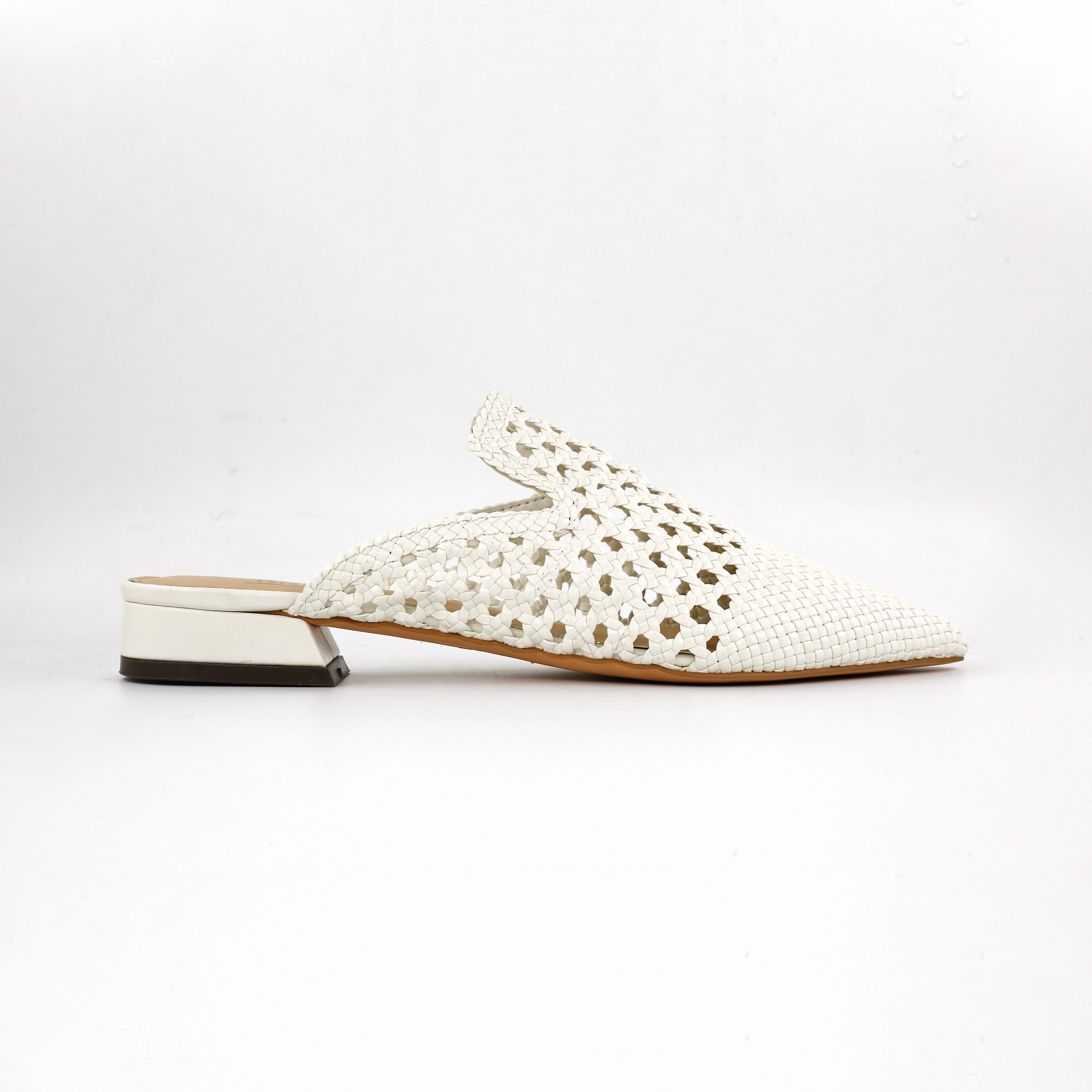 FRENCH COMFORT - REBECCA - SIZE 7.5 - WHITE