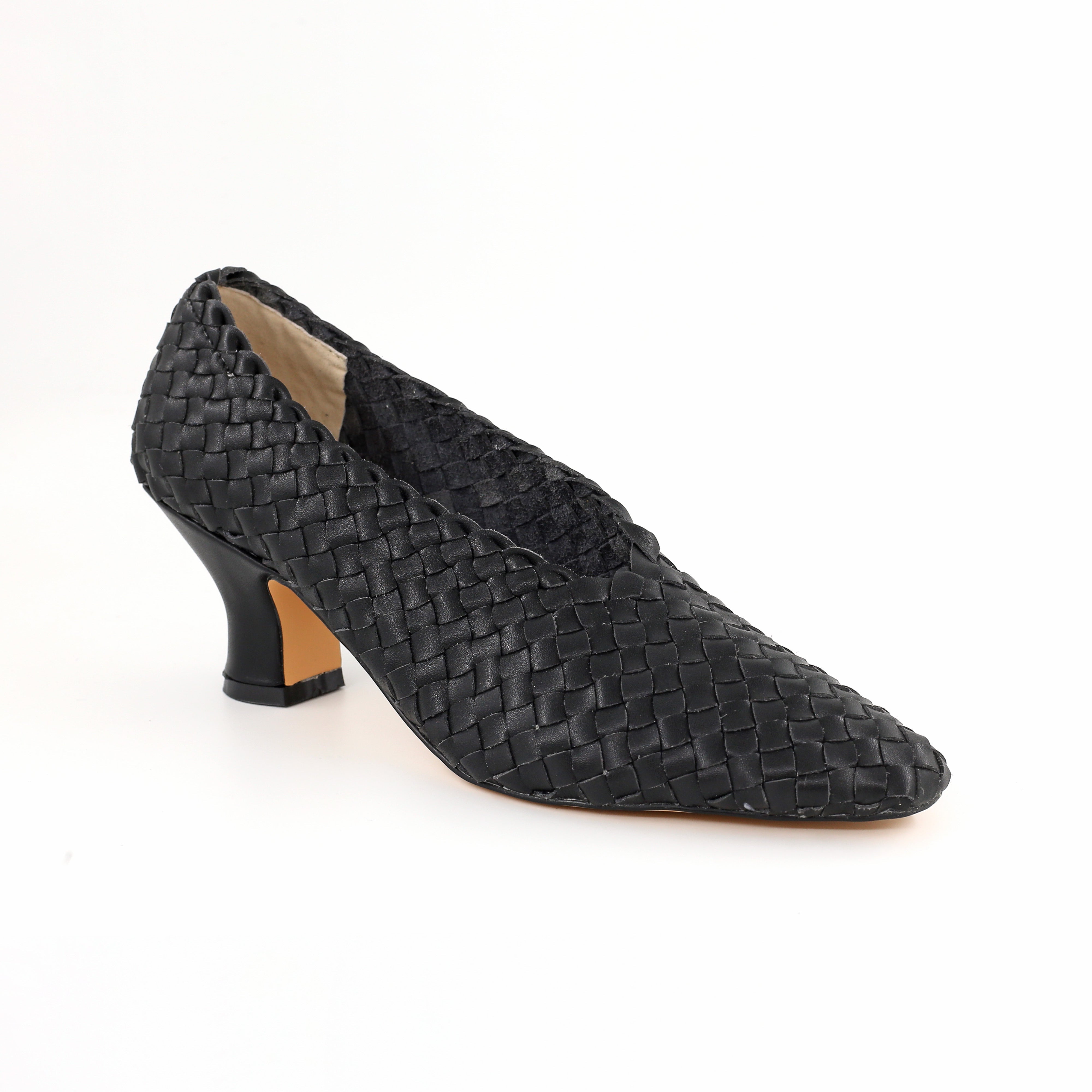 FRENCH COMFORT - SHELLY - SIZE 7.5 - BLACK