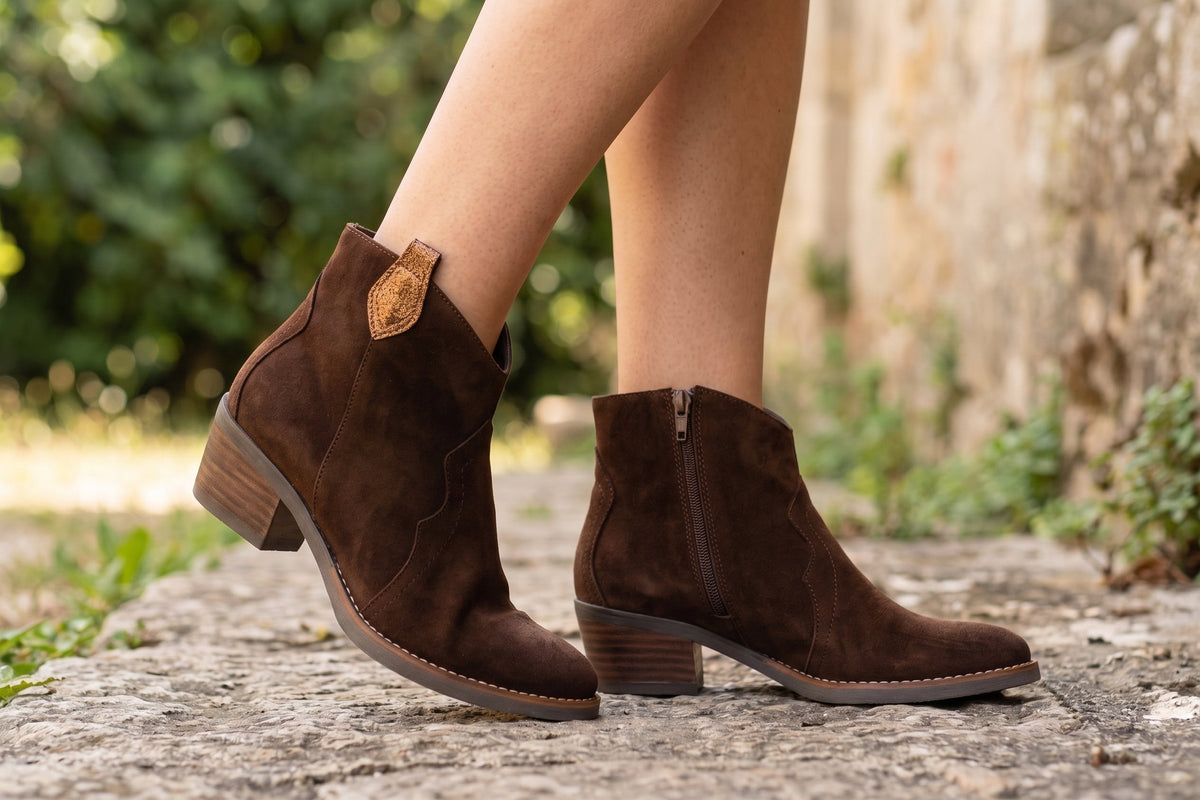 Eric Michael Laredo in Brown — view 2