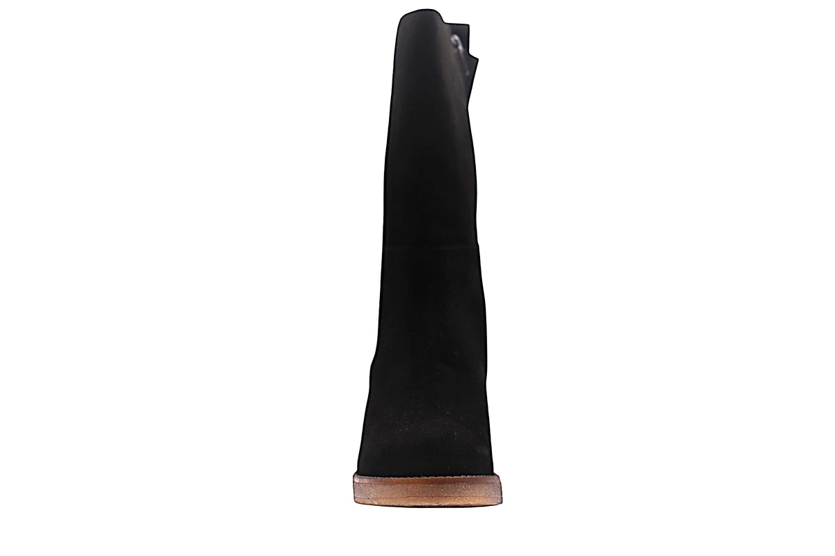 Eric Michael Laverne in Black — view 5
