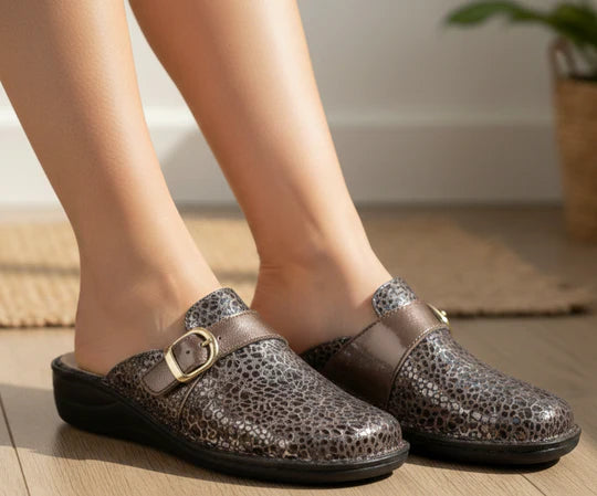 La Plume - Marge Adjustable Leather Mule