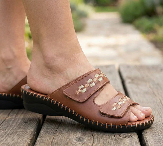 La Plume - Martina Dazzle Leather Sandal