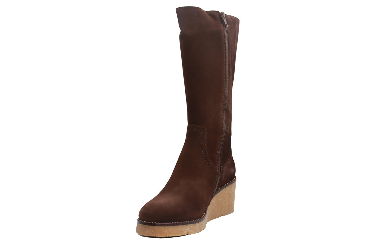 Eric Michael Norway in Brown — view 5