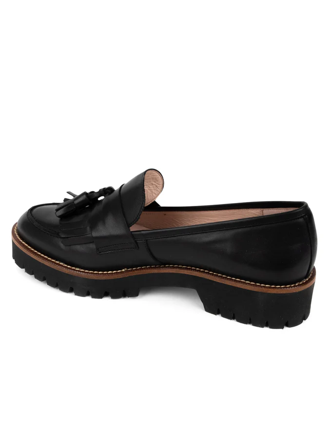 PATRICIA GREEN - BECKHAM TASSEL LUG SOLE - SIZE 8 - BLACK NAPPA