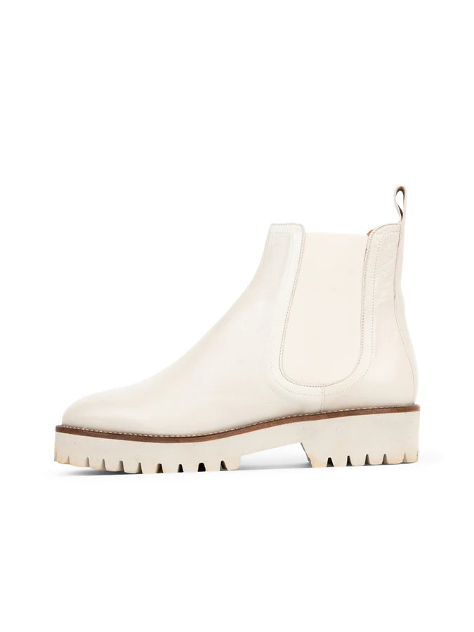 PATRICIA GREEN - CHELSEA LUG SOLE BOOTIE - SIZE 6 - CREAM