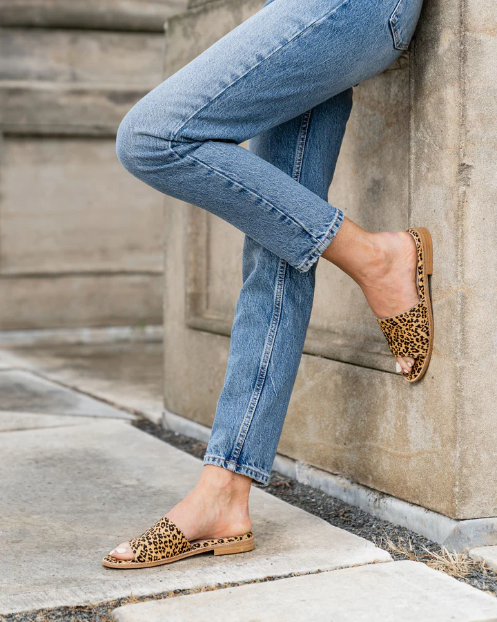 PATRICIA GREEN - TUCSON SLIDE FLAT SANDAL - SIZE 7 - LEOPARD
