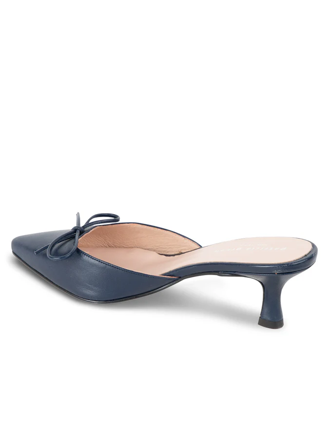 PATRICIA GREEN - MONTAUK KITTEN HEEL MULE - SIZE 6 - NAVY