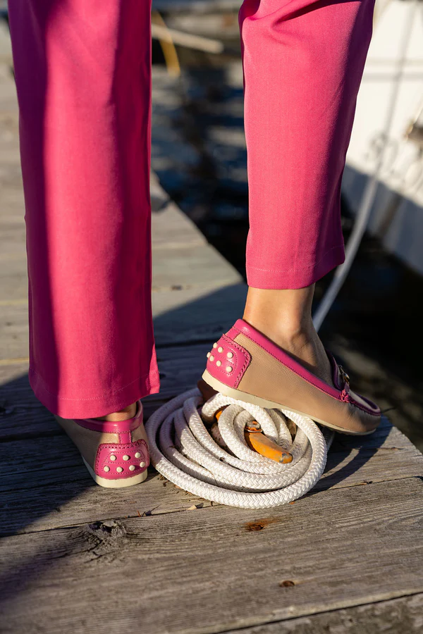 PATRICIA GREEN - FINN DRIVING MOCCASIN - SIZE 7.5 - TAN/HOT PINK LEATHER