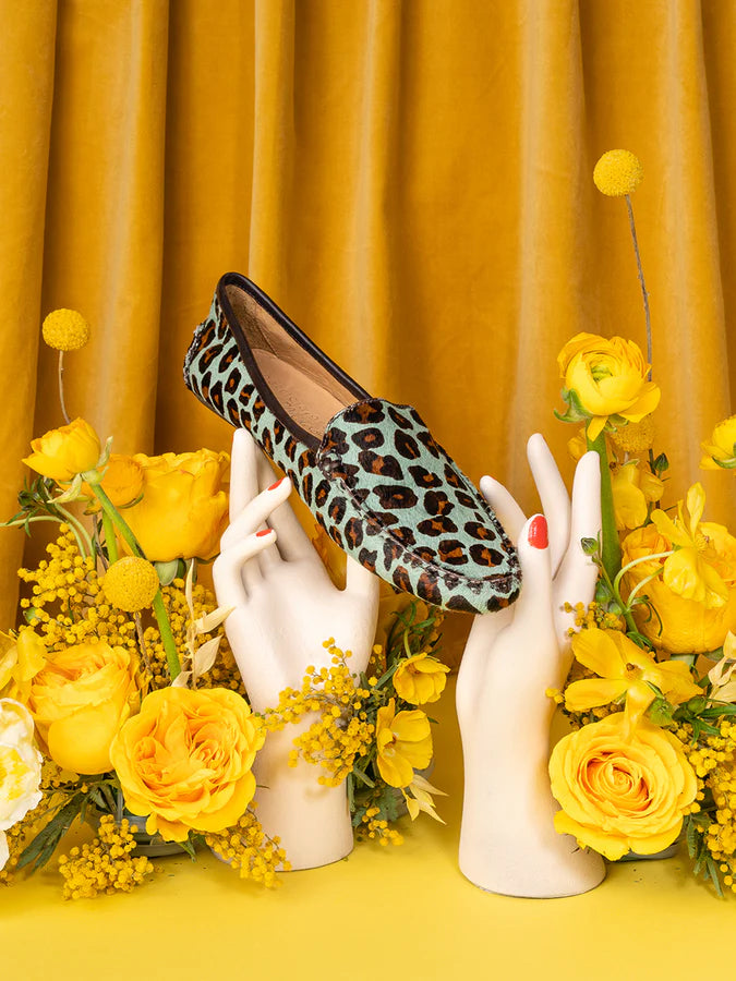 PATRICIA GREEN - JILLIAN DRIVING MOCCASIN IN HAIRCALF - SIZE 6 - TEAL BLUE LEOPARD