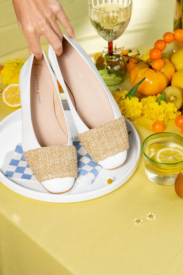 PATRICIA GREEN - MILAN RAFFIA FLAT - SIZE 10 - WHITE