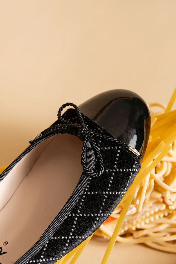 PAUL MAYER - BEST CRYSTAL BALLET FLAT WITH LEATHER SOLE - SIZE 7 - BLACK CRYSTAL