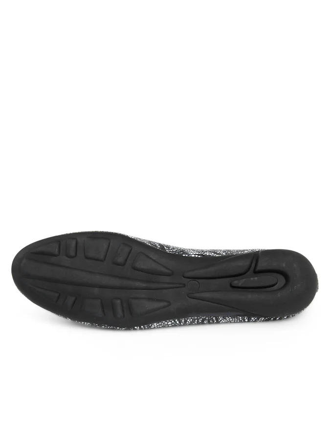 PAUL MAYER - BINGO BALLET FLAT - SIZE 6.5 - BLACK & WHITE