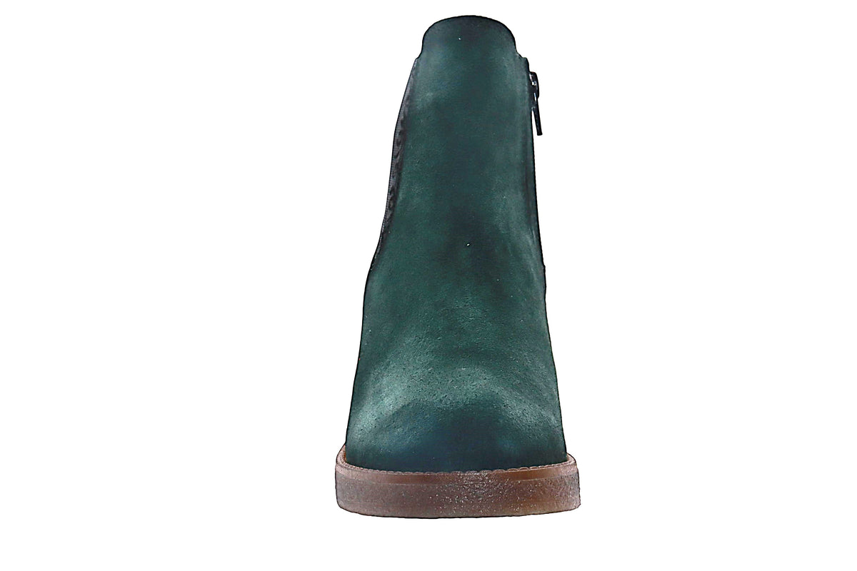 Eric Michael Perla in Green — view 5