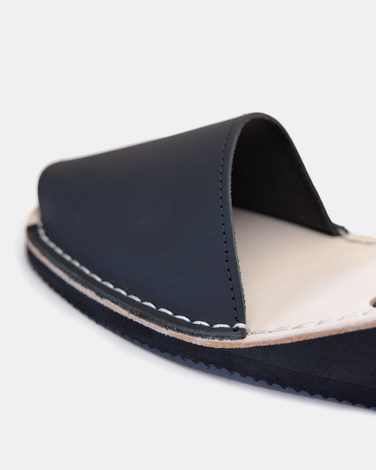 Pons Wedge, Black, gallery view 3