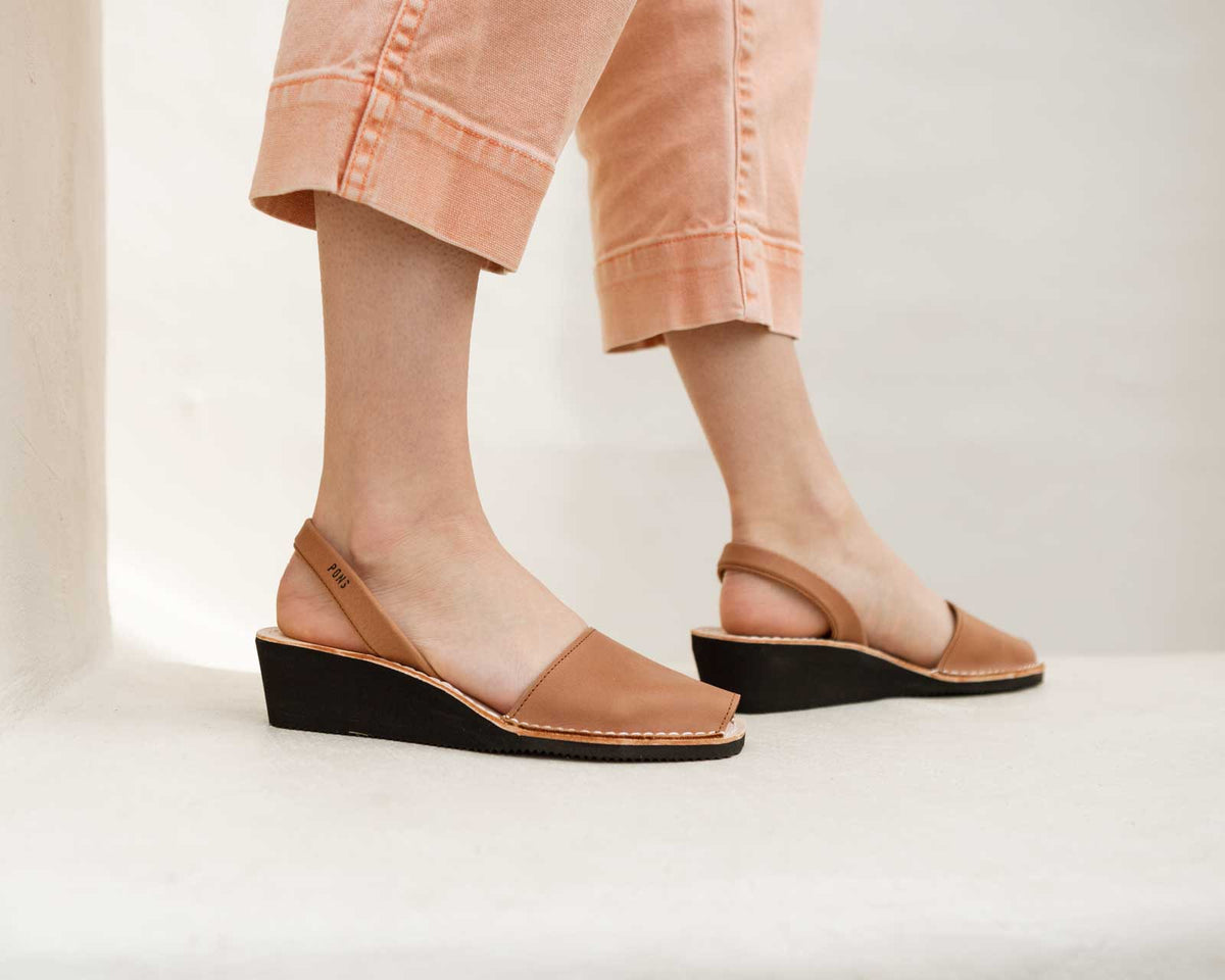 Pons Wedge, Brown, gallery view 5