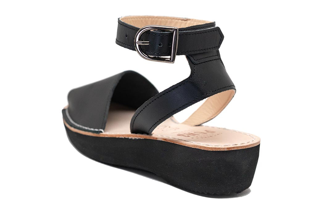Pons Mediterranean, Black, gallery view 2