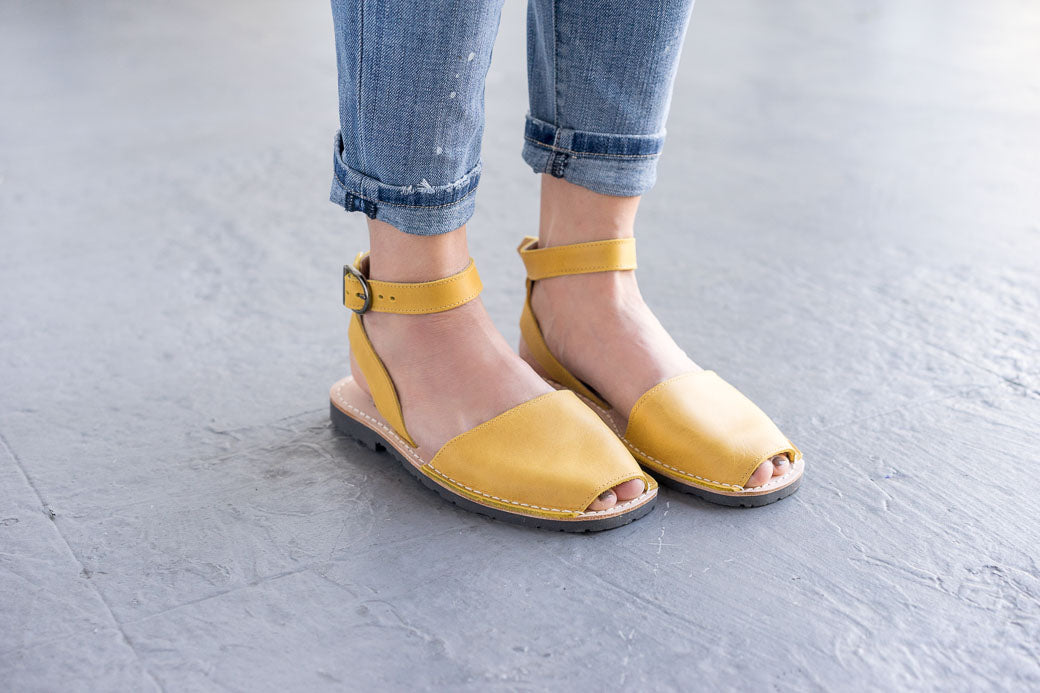 Pons Classic Strap, Saffron, gallery view 5