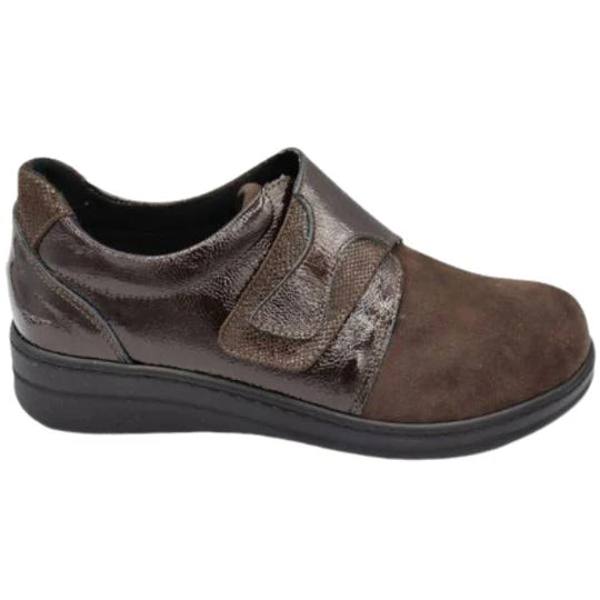 La Plume - Regina Women’s Wide Toe Comfort Shoe