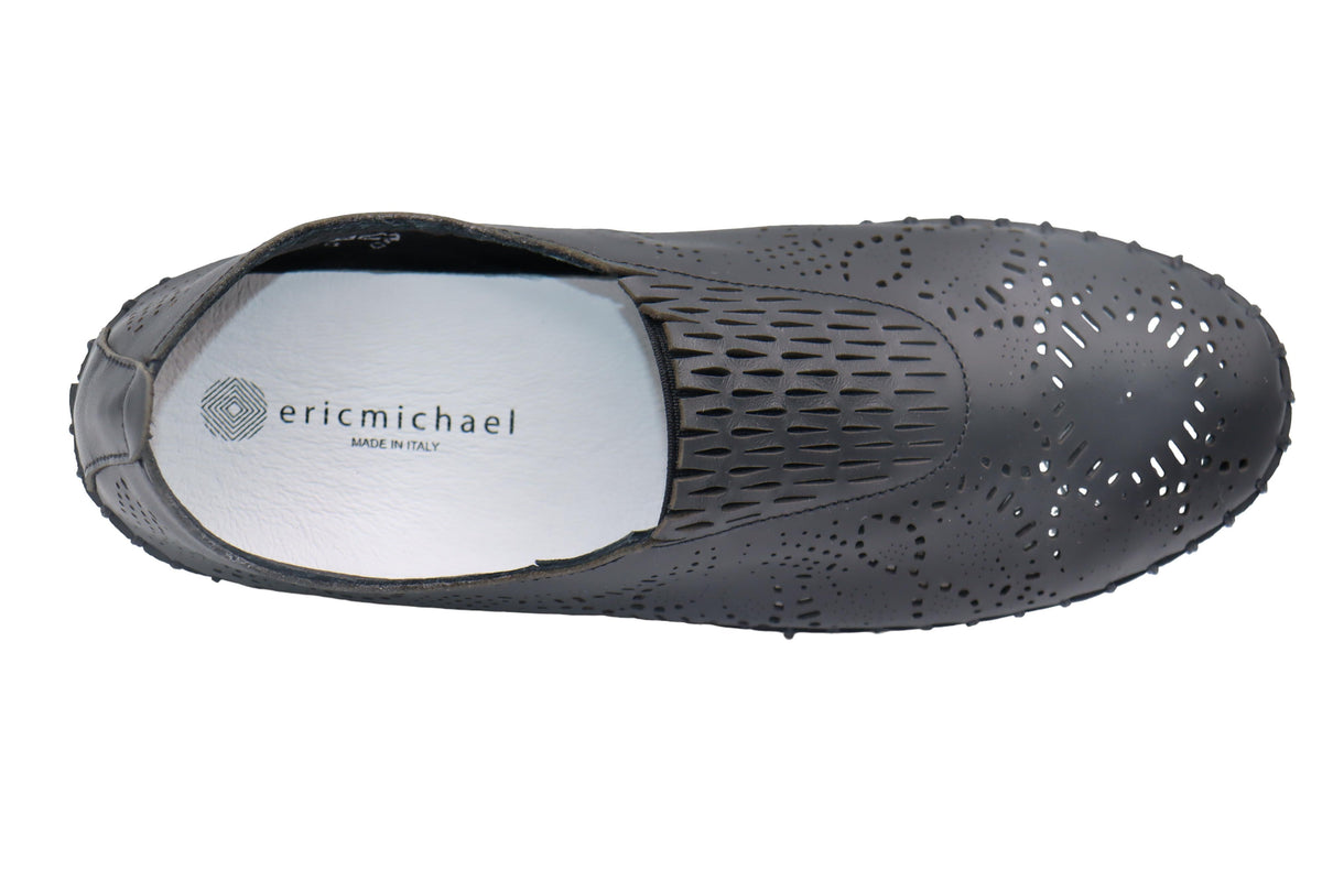 Eric Michael Stella in black leather — view 8