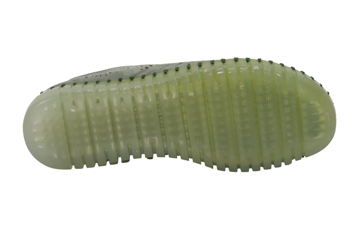 Eric Michael Stella in Green — view 9