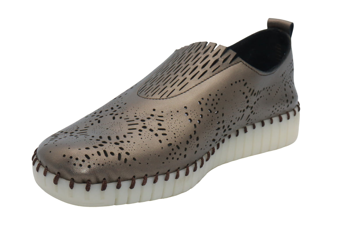 Eric Michael Stella in pewter — view 5