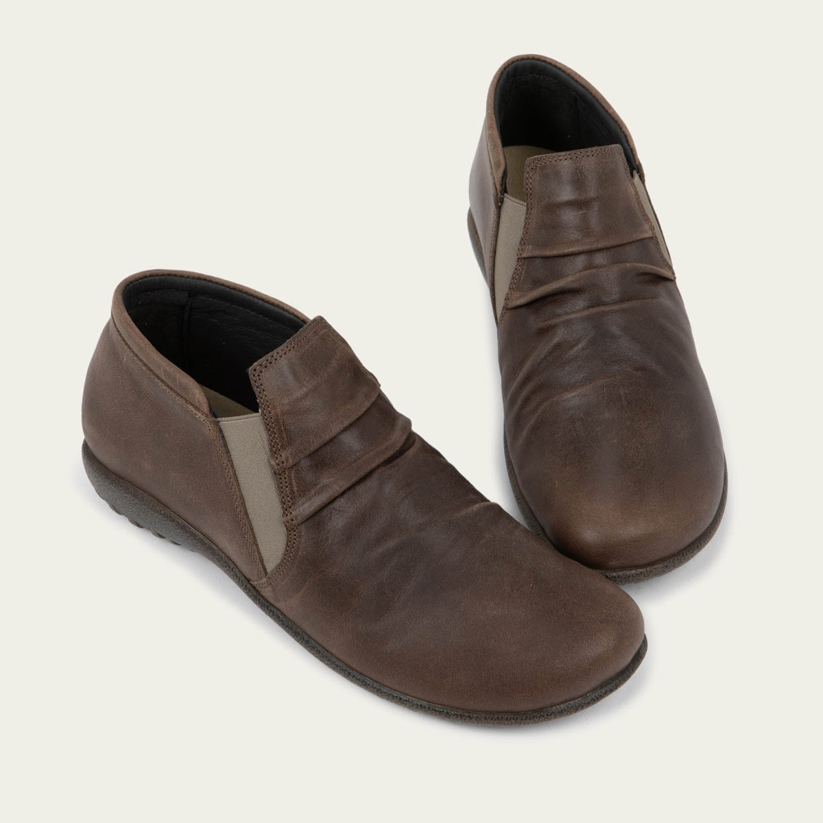 Terehu in Truffle Brown Lthr, product view 6