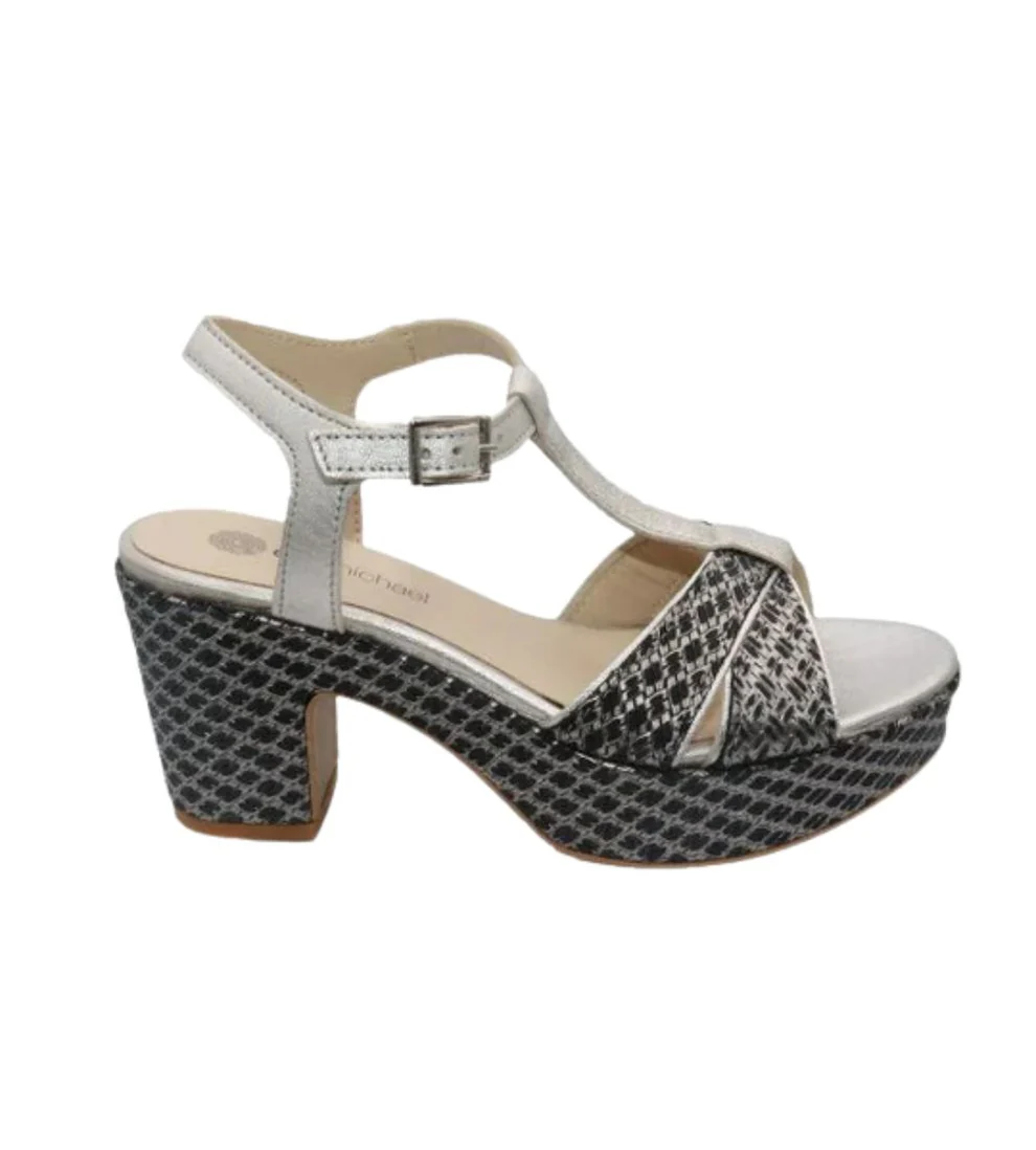 ERIC MICHAEL - VALENCIA