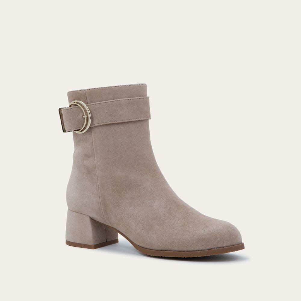 Verse in Mink Beige Suede, product view 2