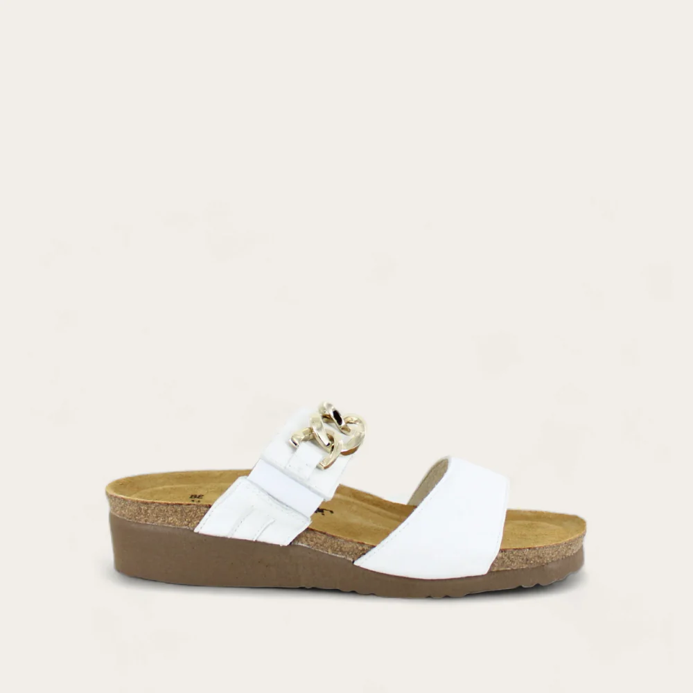 NAOT - VICTORIA - SIZE 37 - SOFT WHITE LEATHER