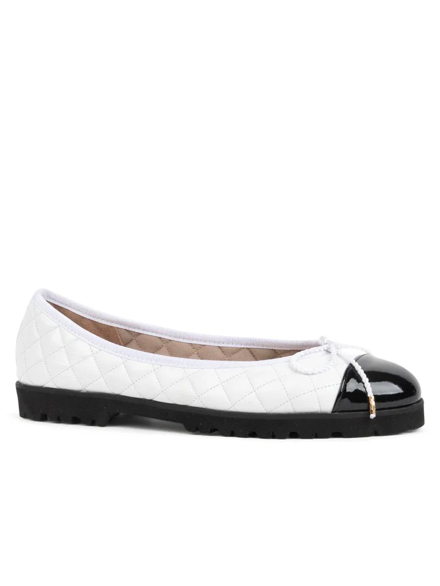 PAUL MAYER - BEST LUG SOLE - SIZE 6 - PATENT BLACK / NAPPA WHITE (BLACK SOLE)