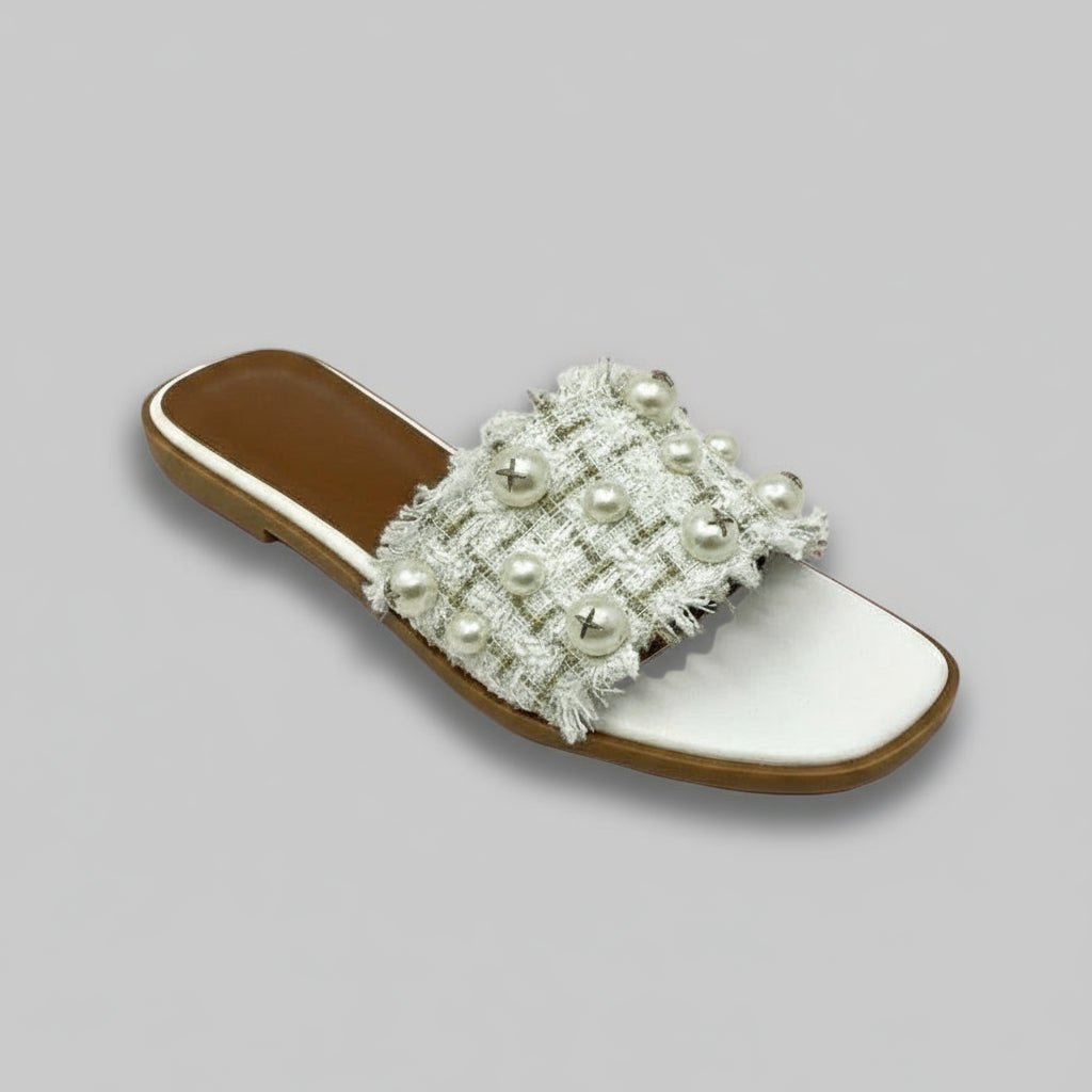 FRENCH COMFORT - MADDISON - SIZE 6.5 - WHITE