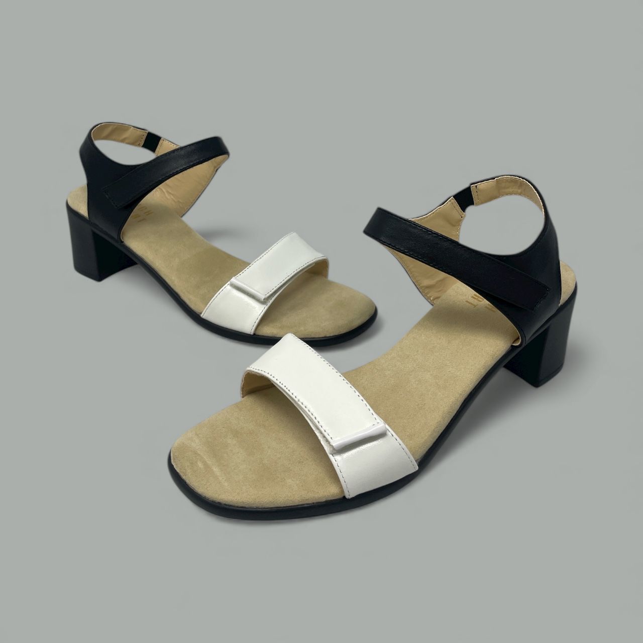 FRENCH COMFORT - DELRAY - SIZE 8 - WHITE/BLACK