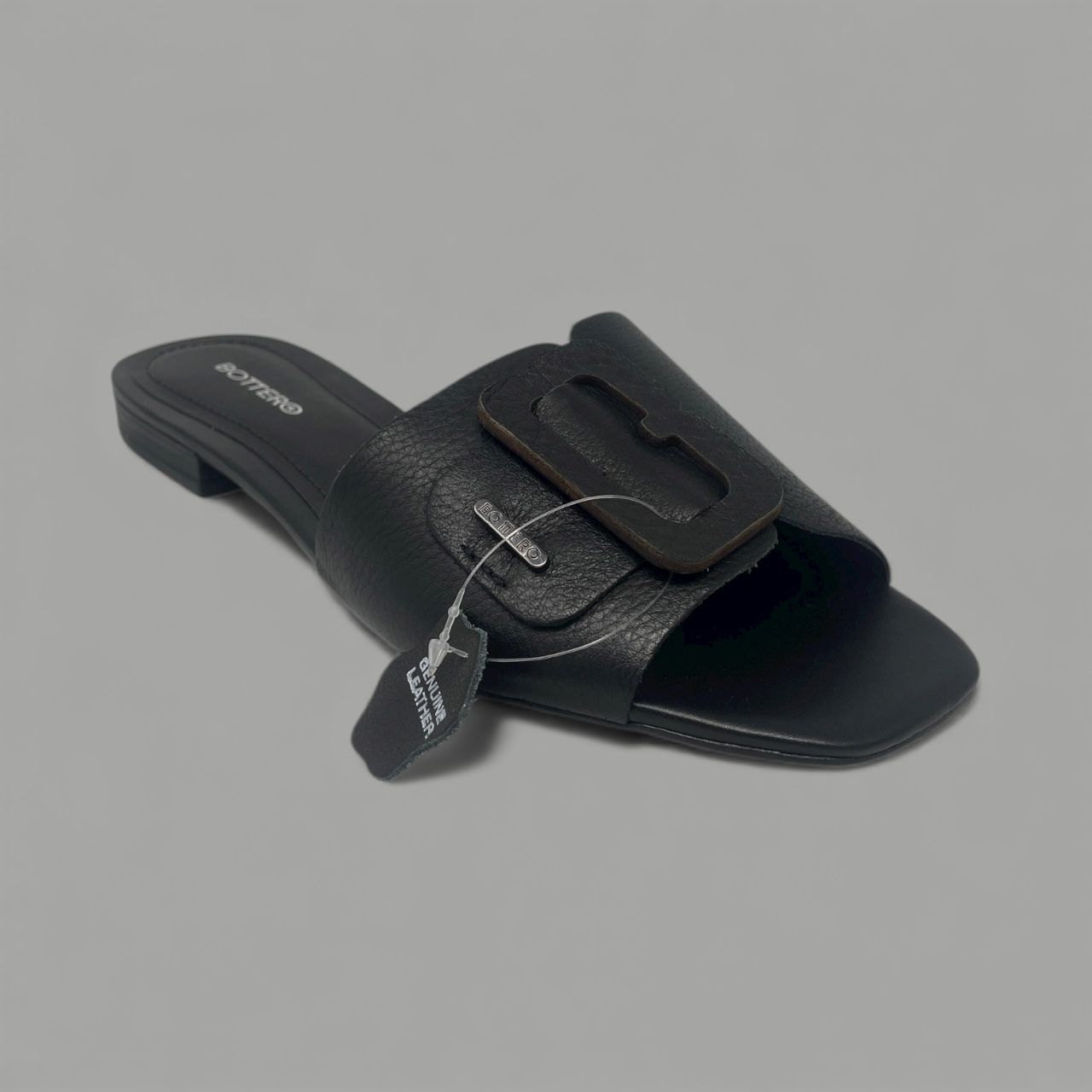 BOTTERO - SQUARE-TOE BUCKLE SLIDE - SIZE 10 - BLACK