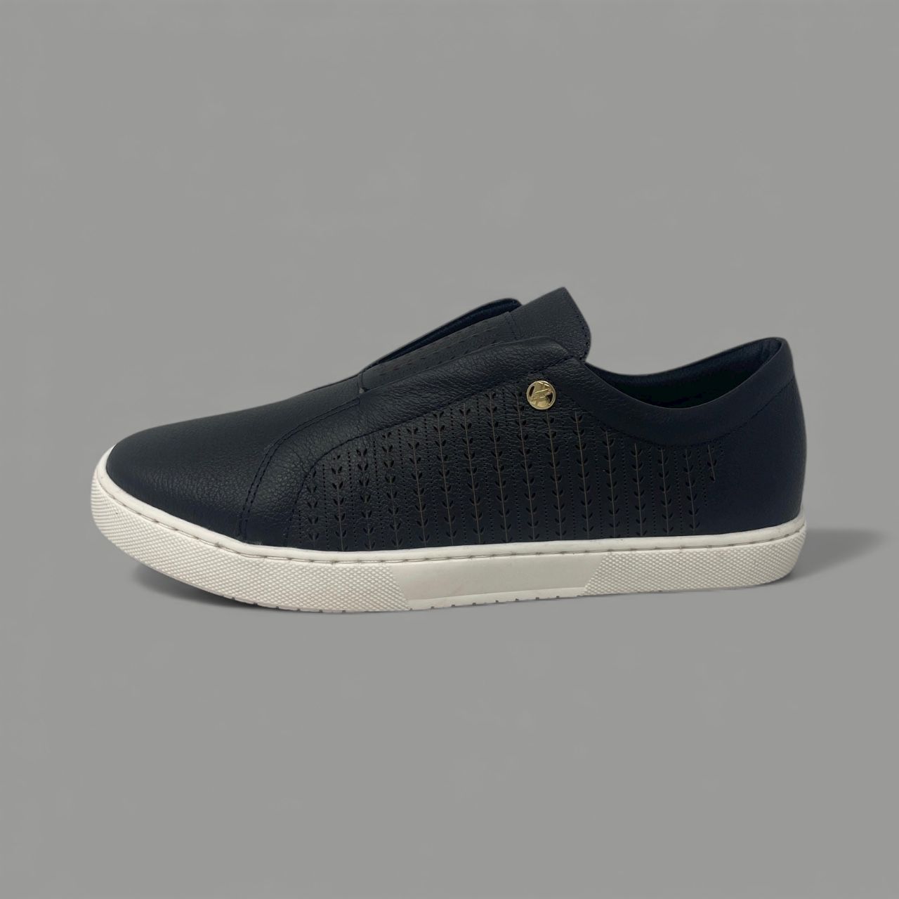 BOTTERO - PERFORATED SLIP-ON - SIZE 5 - BLACK/WHITE