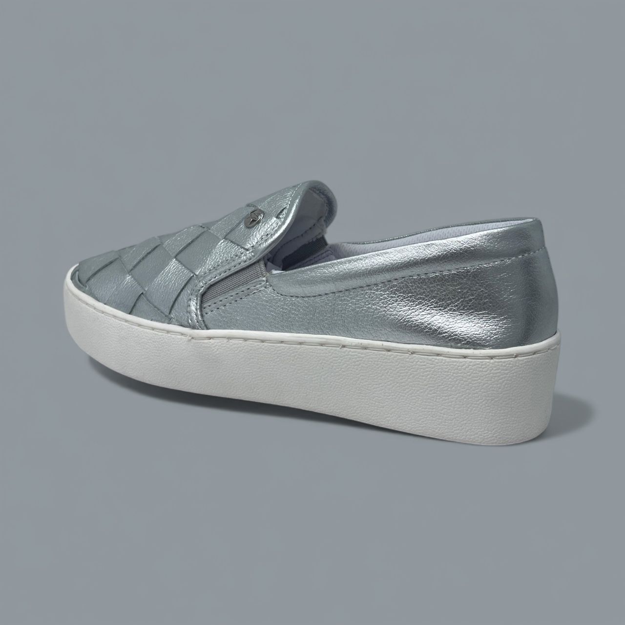 BOTTERO - METALLIC WEAVE SLIP-ON - SIZE 6 - SILVER/WHITE