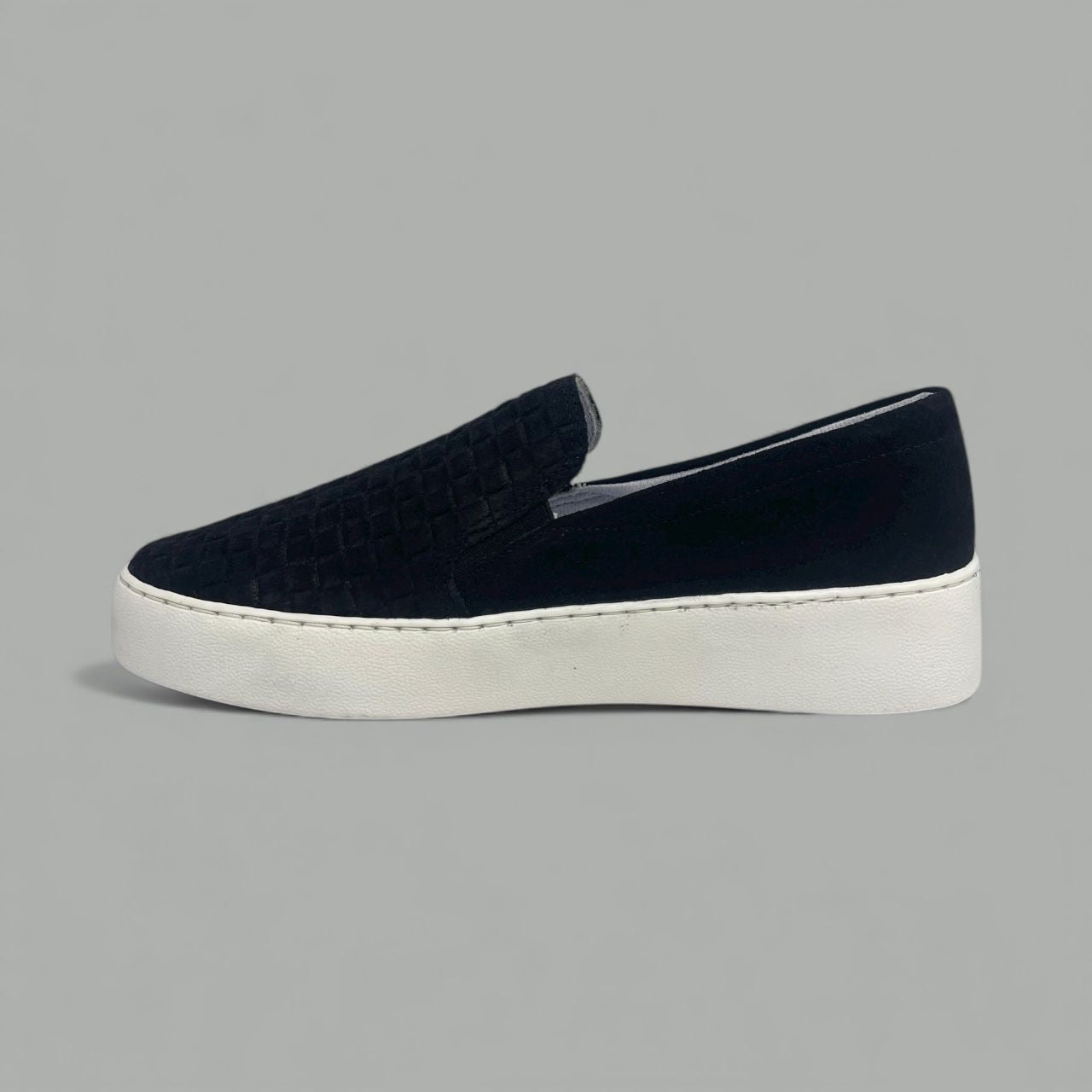 BOTTERO - WOVEN SLIP ON - SIZE 5 - BLACK/WHITE